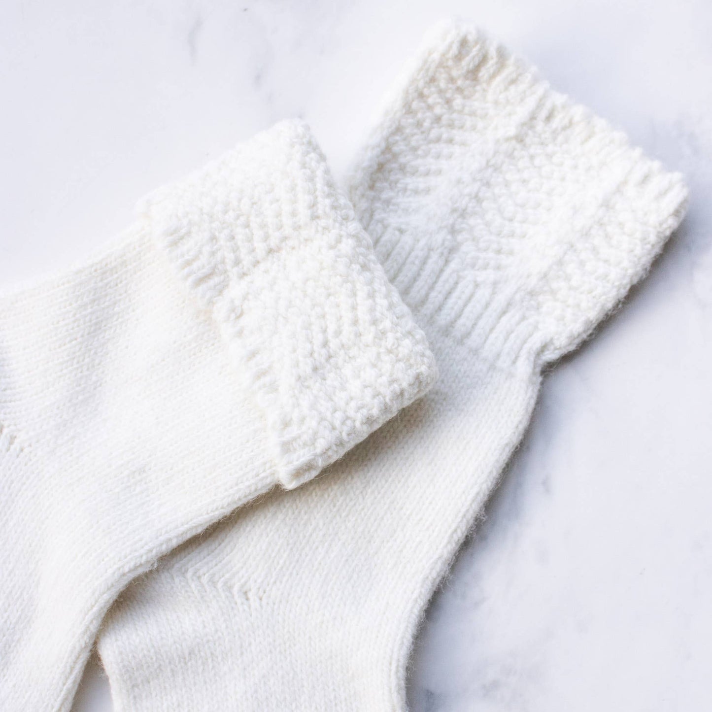 Charlotte Combed Wool and Cashmere Socks: Mocha