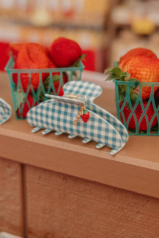 Gingham Claw - Strawberry Charm