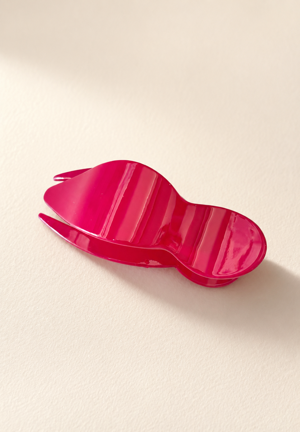 Glossy Bonnie Side Hair Claw Clip: Mustard