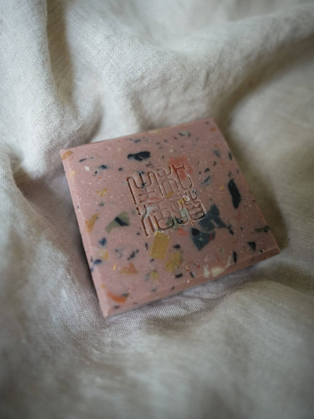 Somosomo: BIODEGRADABLE CLAY BAR
