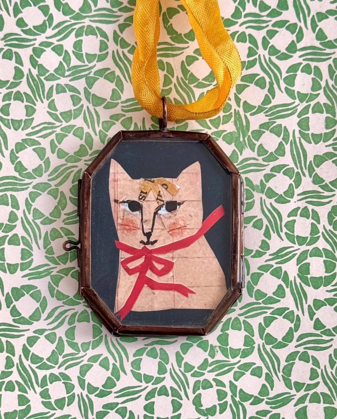 Mona Kitty - Handmade Art Locket