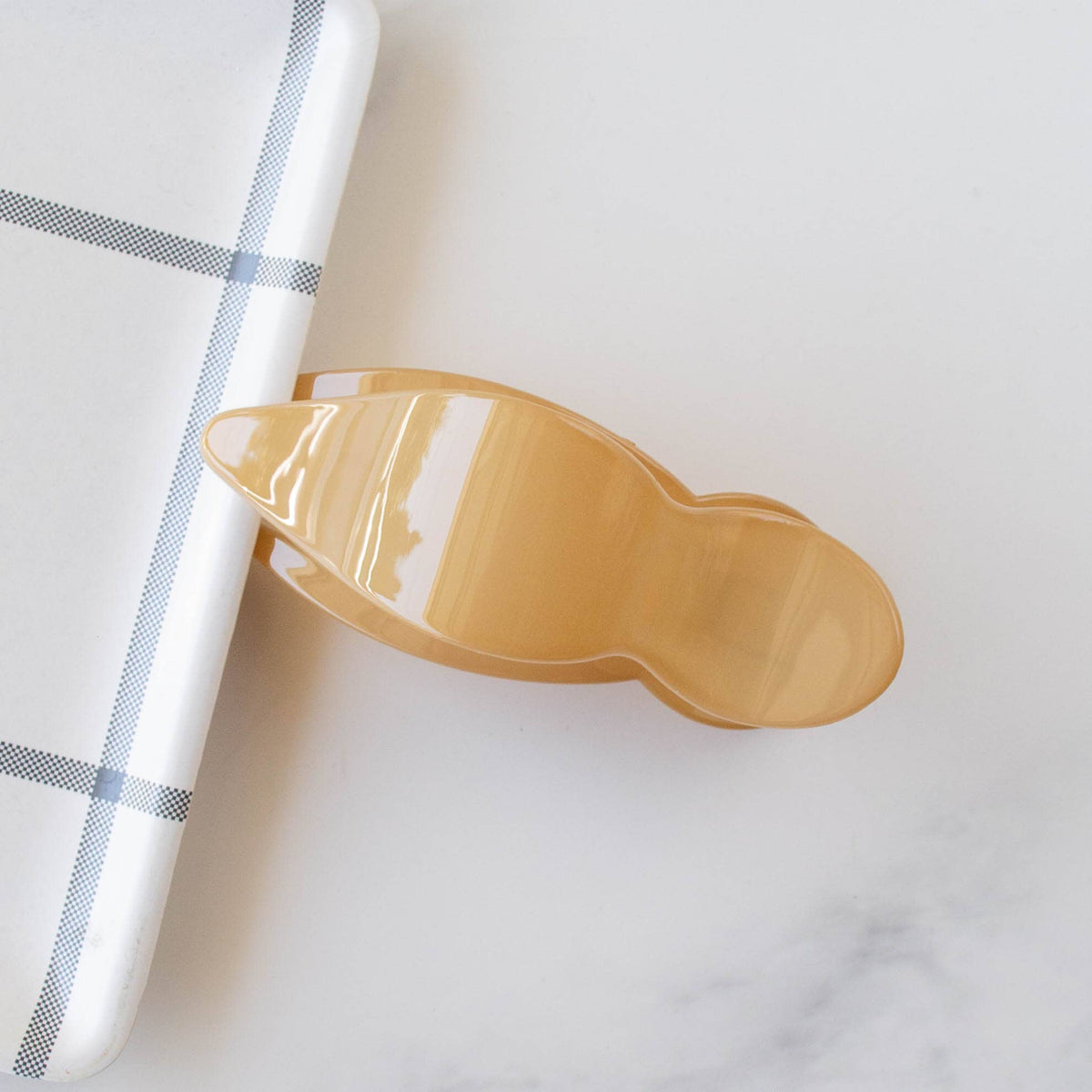 Glossy Bonnie Side Hair Claw Clip: Mustard