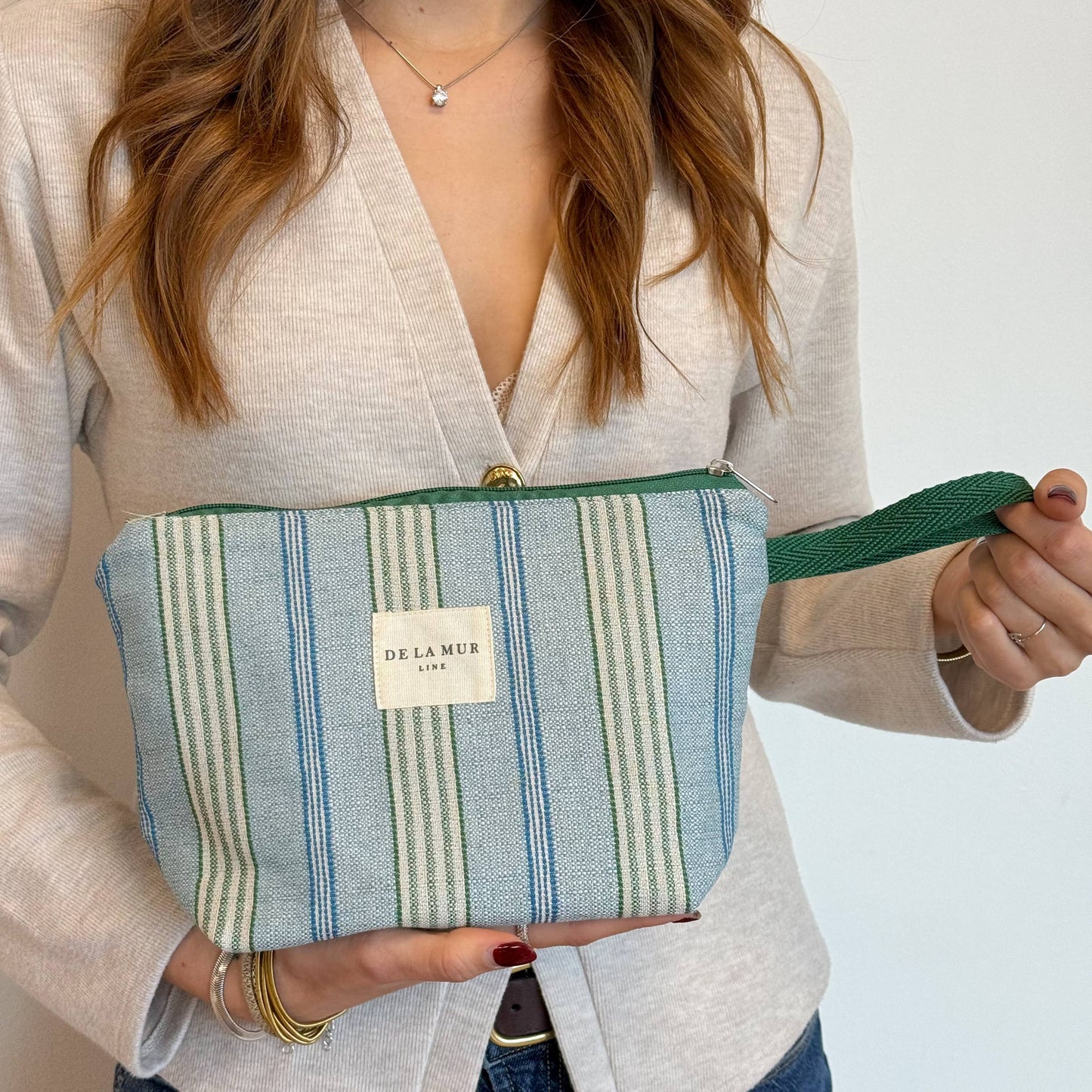 Large Makeup Bag in Cata