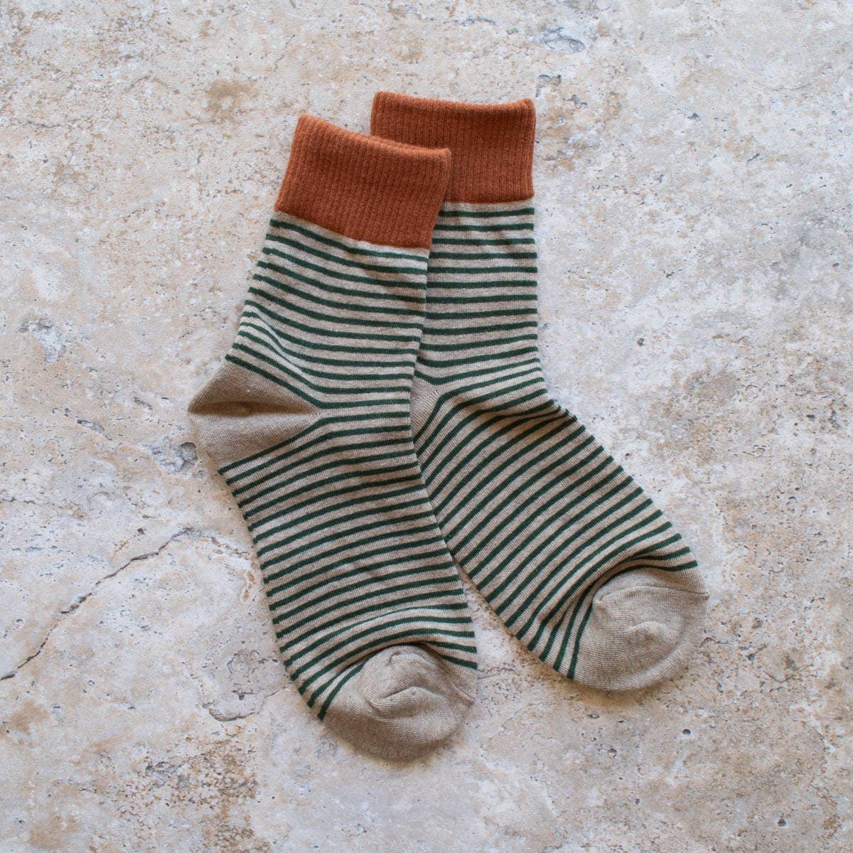 2 Tone Stripe Casual Socks: Rust/Mocha