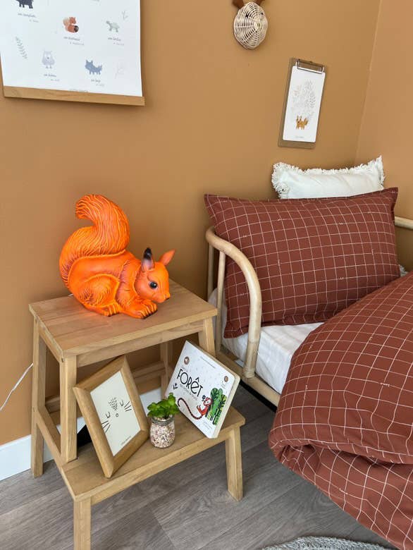 Squirrel Lamp