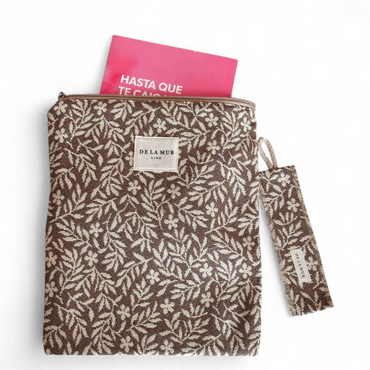 Book cover with matching bookmark Plan