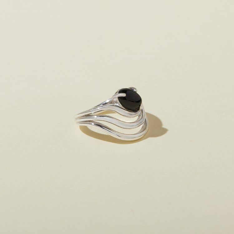 Sway Ring- Sterling Silver - onyx: 9