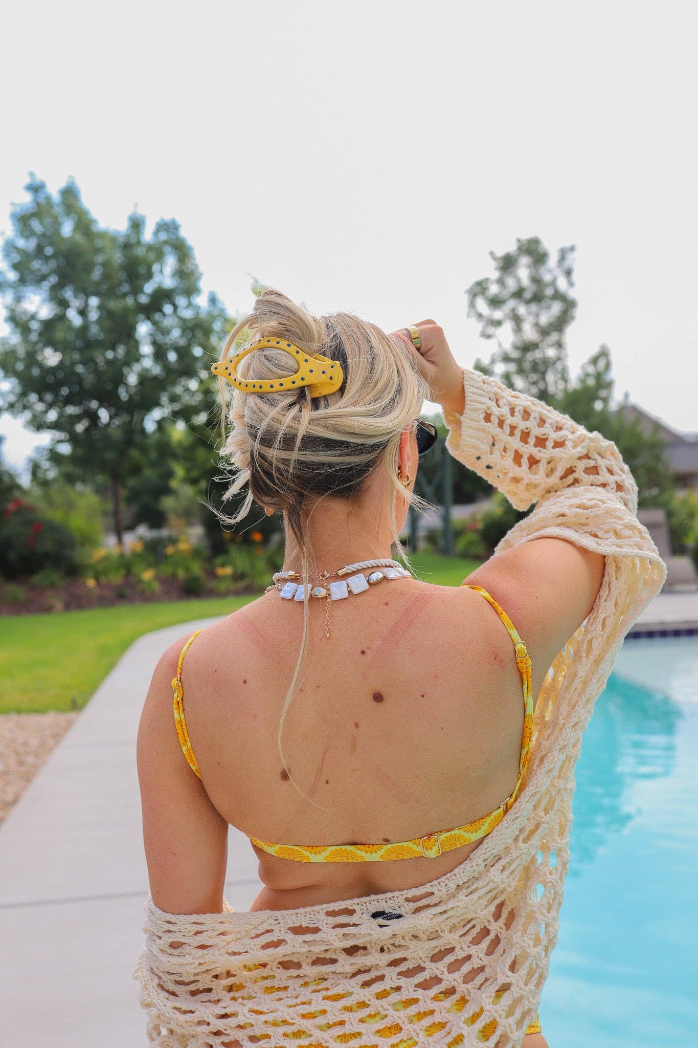 Polka Dot Yellow Flat Claw