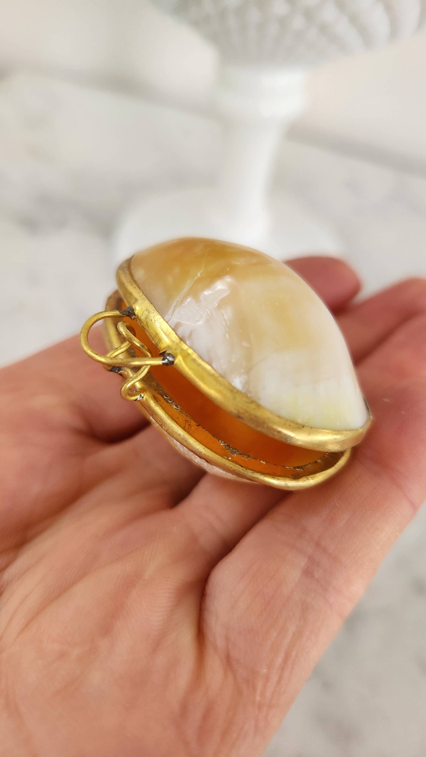Mini Gold Mother of Pearl Trinket Pill Box & Coin Purse