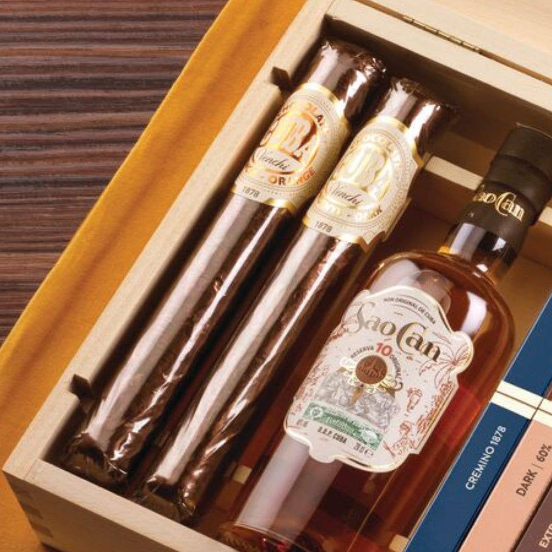 Aromatic Cocoa Chocolate Cigar - Italian Gourmet Chocolate