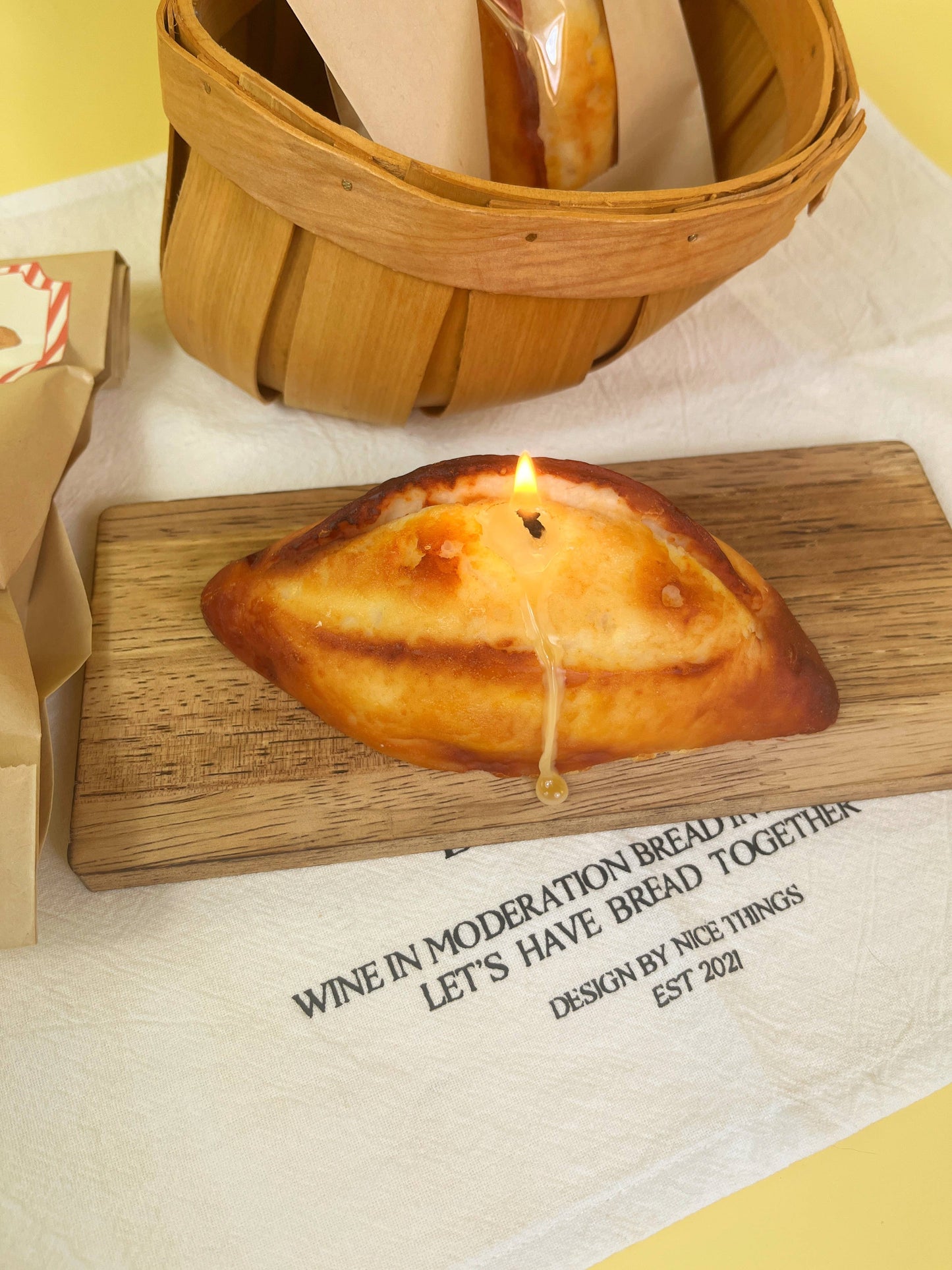 French Baguette Candle: Long Baguette No Scent