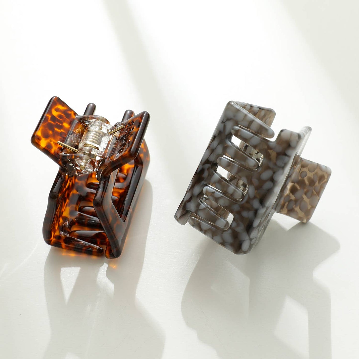 Simone Mini Vintage Stone | Classic Mini Square Claw Clip