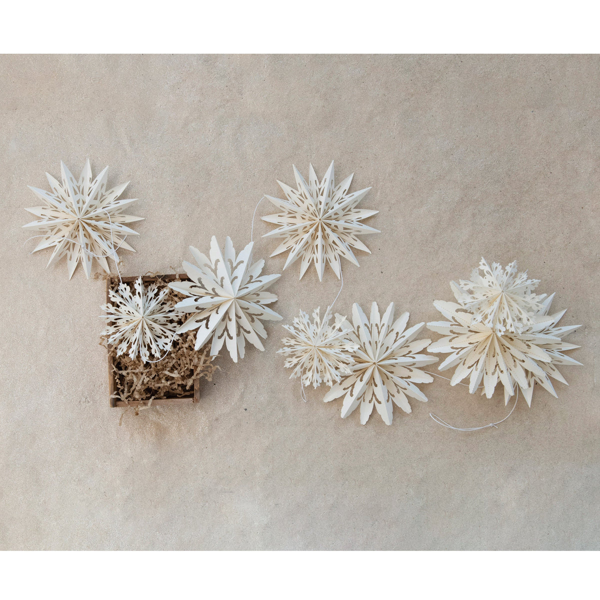 White Snowflake Garland