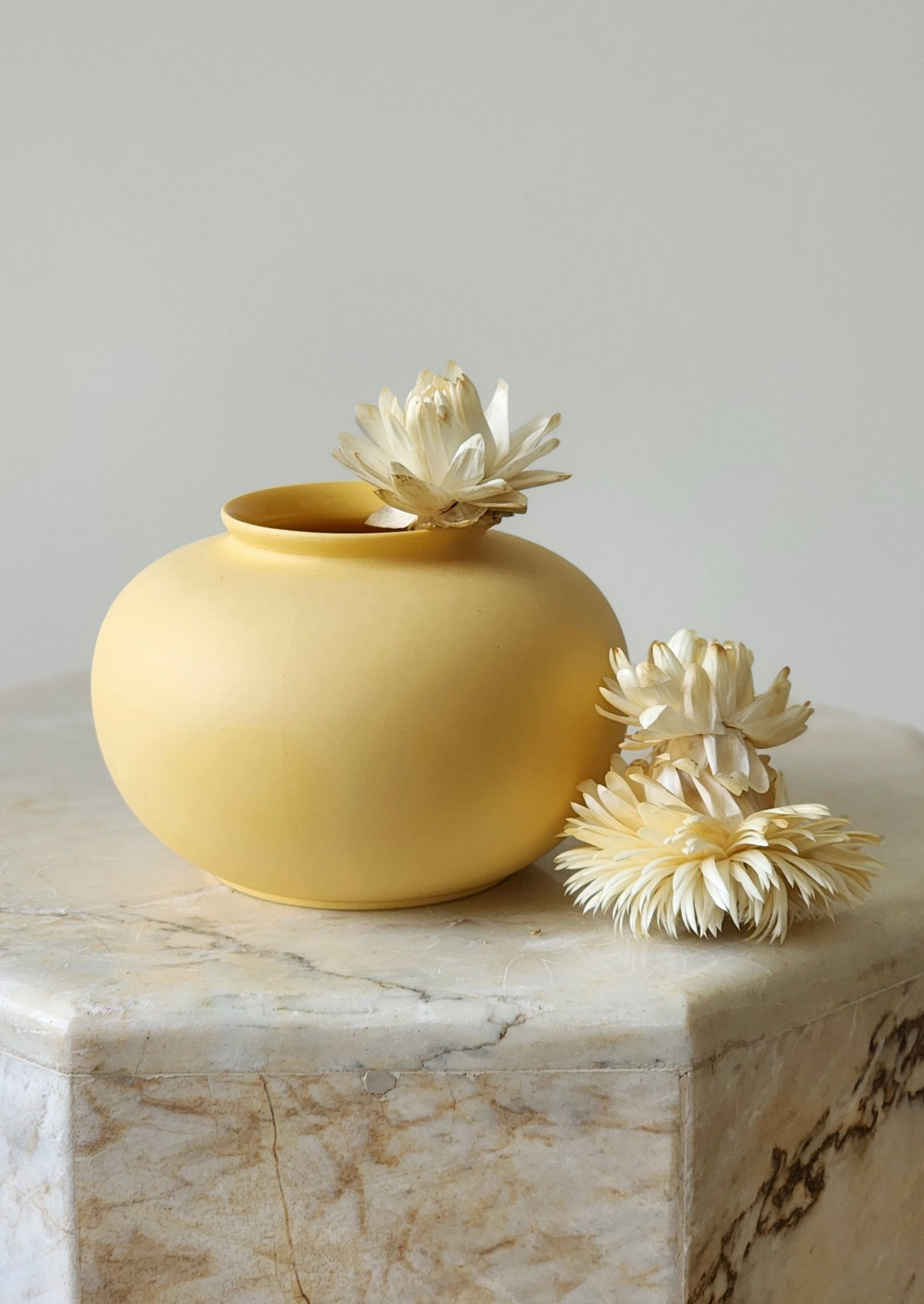 Porcelain Mini Apple Vase - Butter Yellow