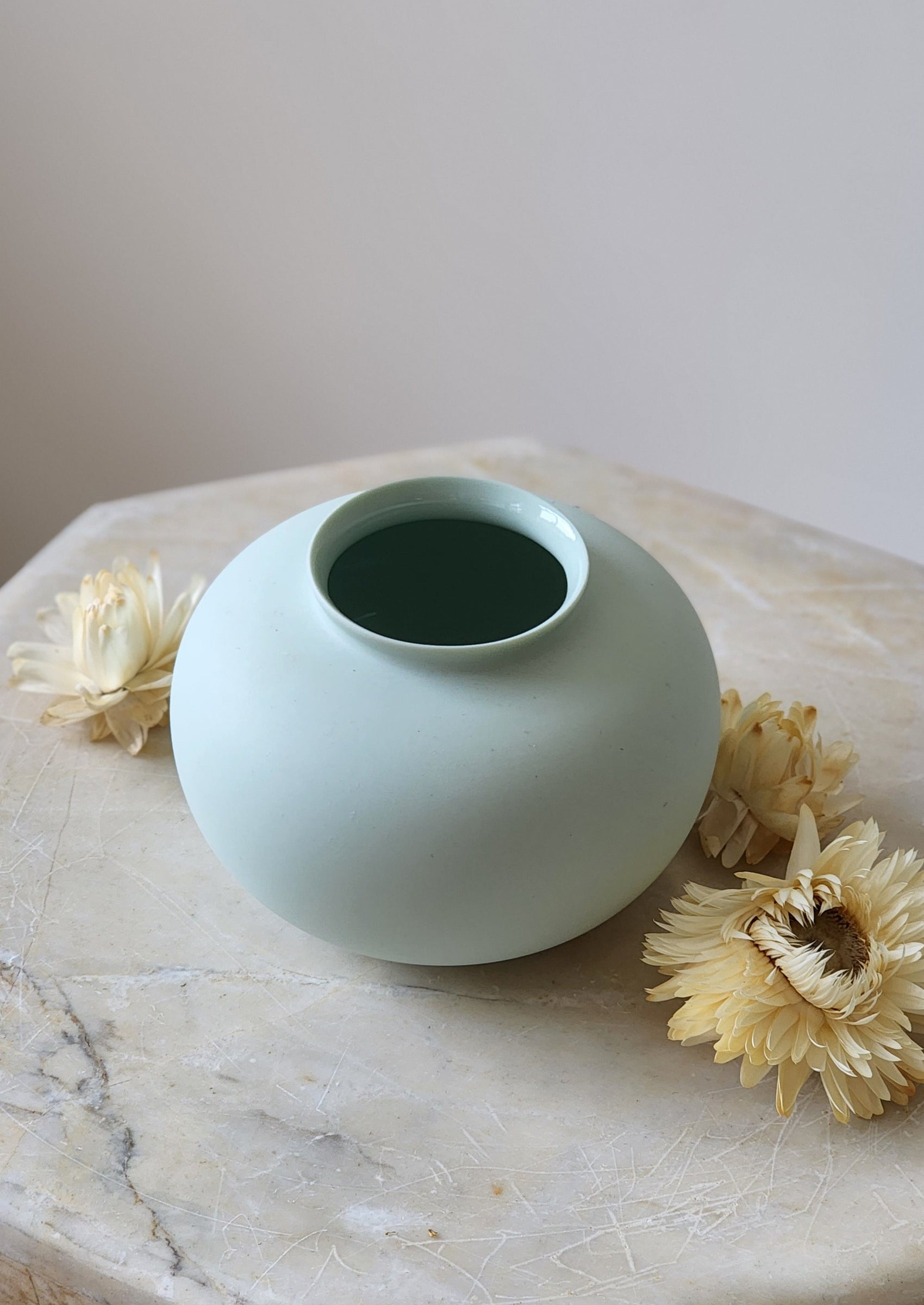 Porcelain Mini Apple Vase - Winter Mint