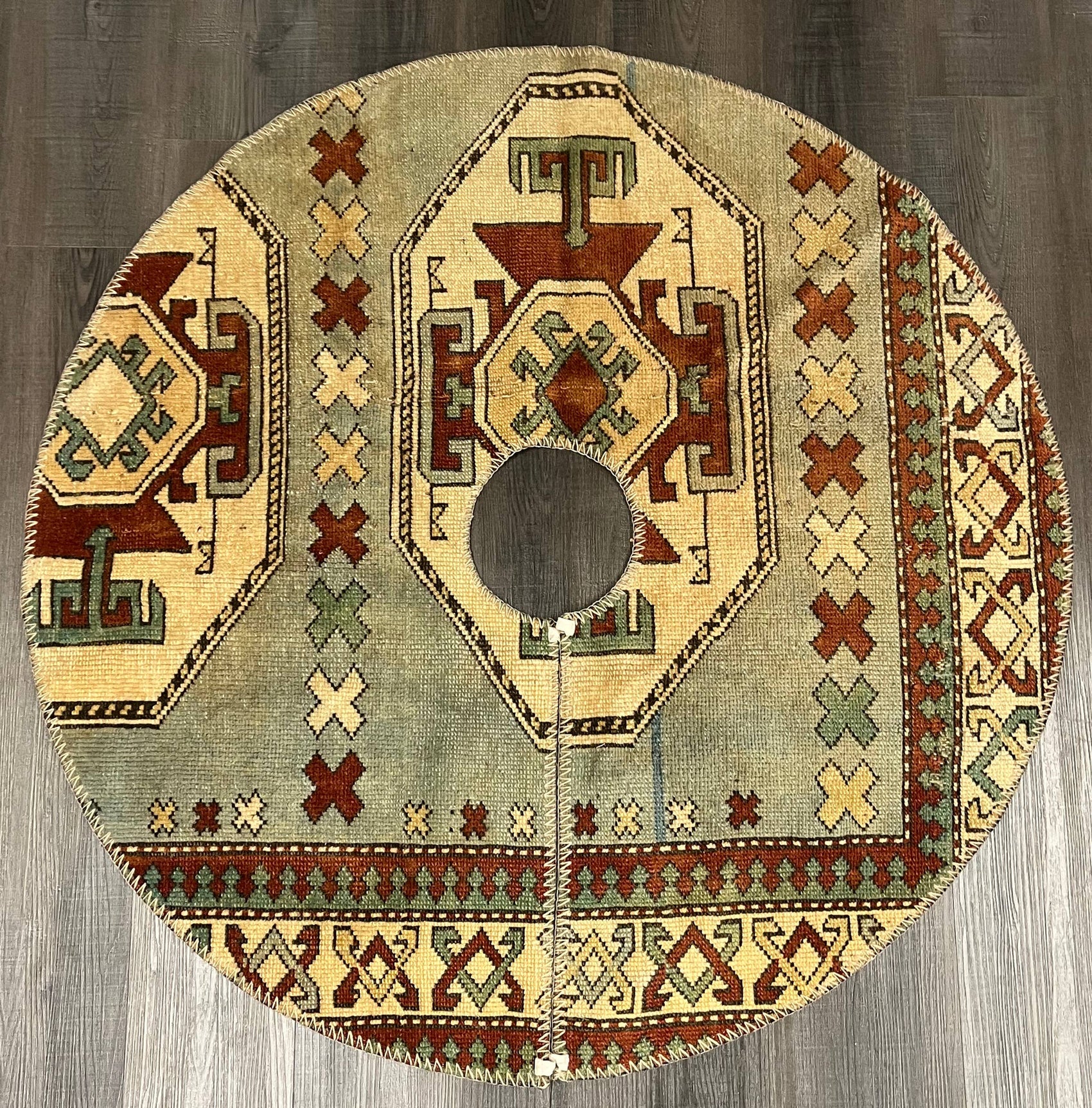 Vintage Rug Tree Skirt No. 27