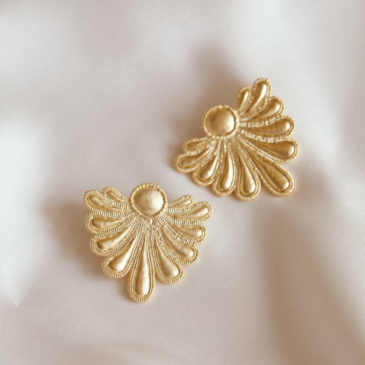 Cléon Earrings